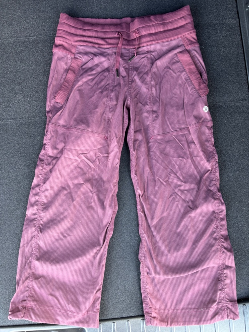 lululemon Dance Studio Mid-Rise Cropped Pant Sz 2 - Picture 5 of 8